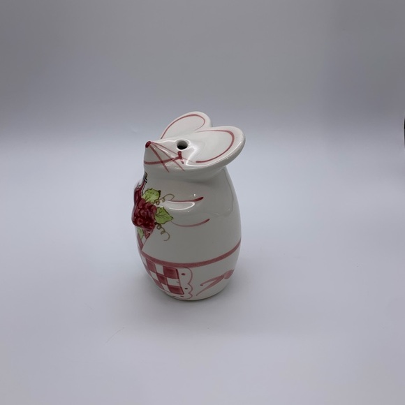 Laurie Gates Pottery Mouse Cheese Shaker Dispenser Holding Bottle & Grapes 1998 - Picture 4 of 10